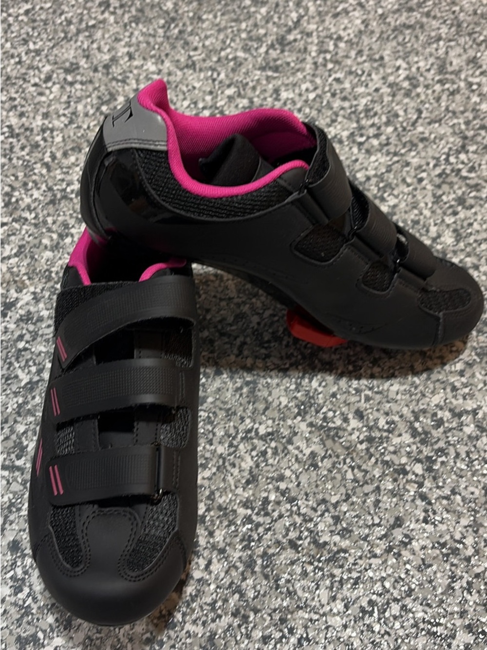 Women’s Athletic Cycling Shoes in Black with Pink Lining